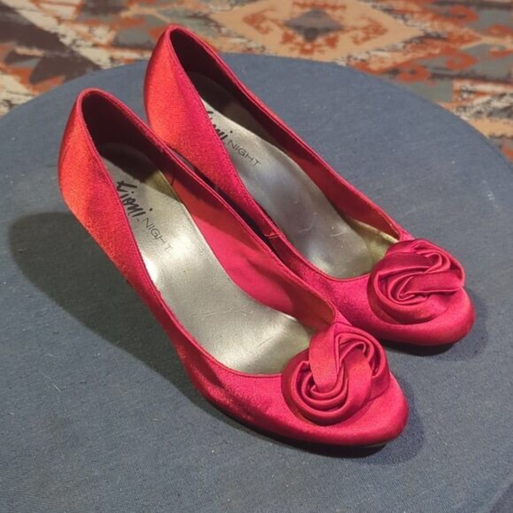 Elegant Red Satin Heels with Floral Detail
